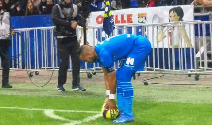 快船131-116击败黄蜂！哈登创79年NBA纪录，前无古人