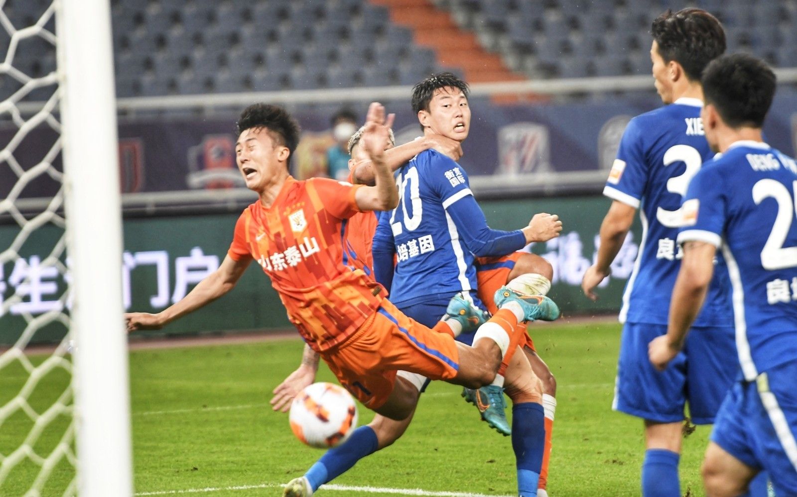 单换杨瀚森11号签！灰熊新秀沃德半场6中6得15分7板（杨瀚森11号签一换一？灰熊新秀沃德半场6投6中轰15分7篮板）