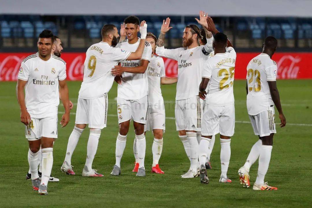 马竞阿尔瓦雷斯23岁前包揽六大赛事冠军创历史（马竞阿尔瓦雷斯23岁前收齐六大赛事冠军，改写历史）