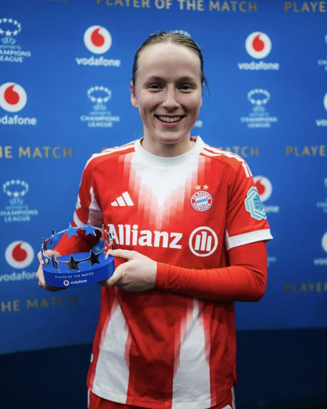 欧文快攻上篮制胜（欧文快下上篮锁定胜局）