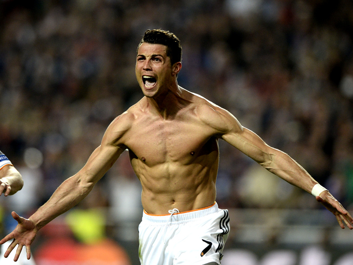 半场战报：多特1-1博德闪耀，布兰特建功，阿里萨米扳平（半场速递：多特1-1博德闪耀，布兰特破门，阿里萨米追平）