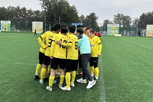 Shams：若雄鹿继续下滑 字母哥与球队间的交易讨论将会升级（Shams：若雄鹿战绩再下滑，字母哥与球队的交易讨论将进一步升温）