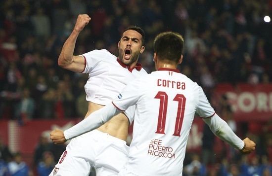 曼联vs伯恩茅斯：B费、芒特首发，马奎尔、卢克-肖出战（曼联战伯恩茅斯：布鲁诺-费尔南德斯与芒特先发，马奎尔、卢克-肖登场）